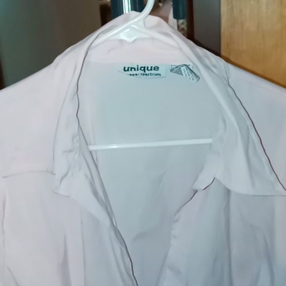 Shirt - Picture 2 of 5